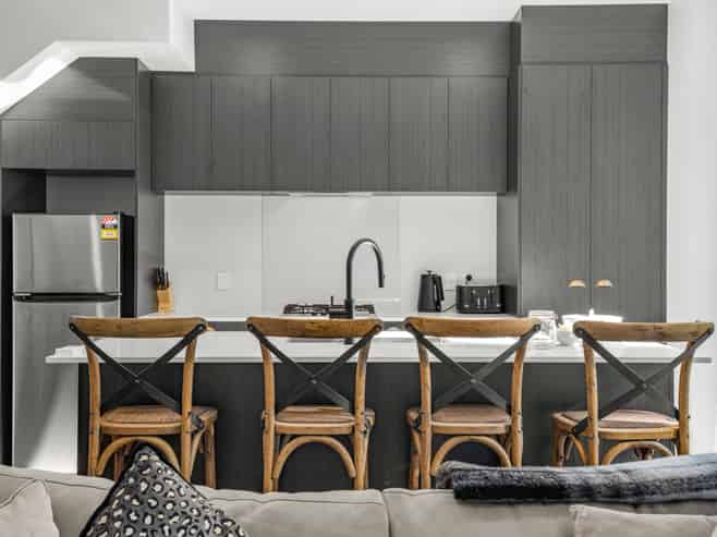 3/62 Queens Grove, Hutt Central