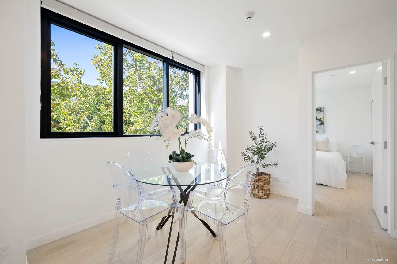Prestigious Living -  68m² Luxury at Library 27 - Mehr