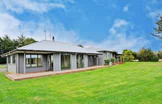 372 Lindsay Calcium Road, Otautau