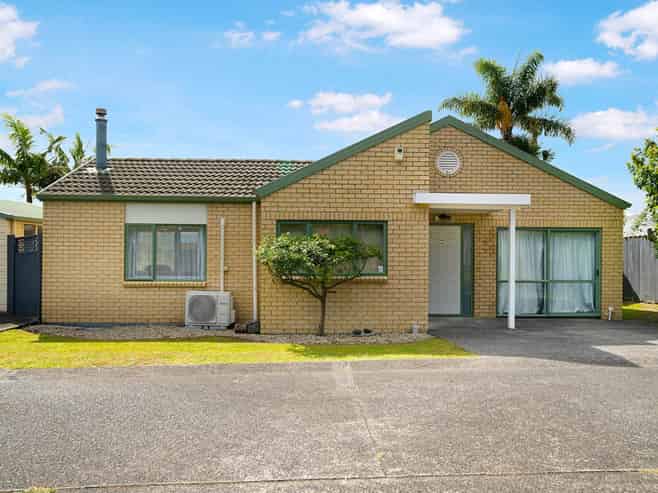 34 Kona Crescent, Henderson