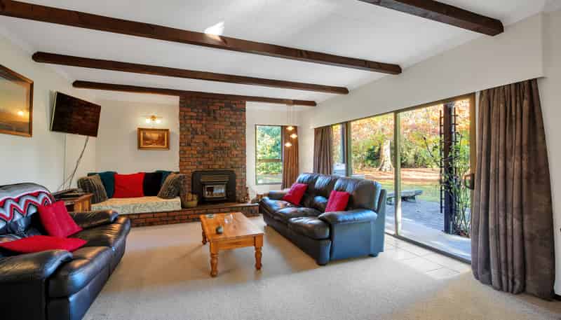 402 Dixons Road, Loburn