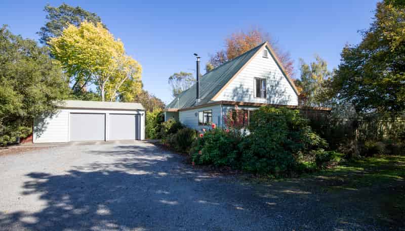 402 Dixons Road, Loburn