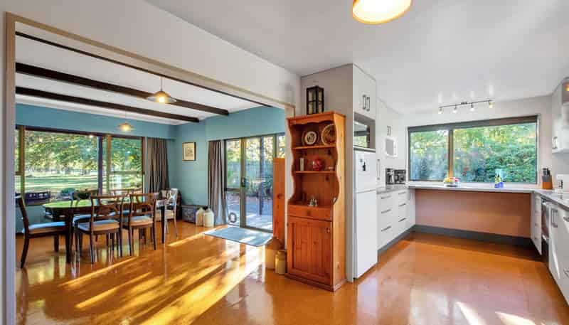 402 Dixons Road, Loburn