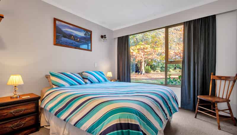 402 Dixons Road, Loburn