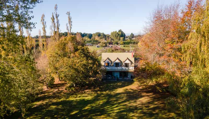 402 Dixons Road, Loburn