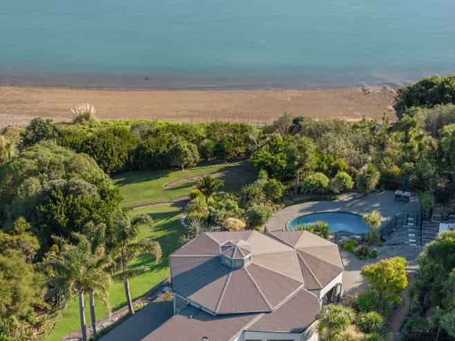 124 Delamore Drive, Oneroa