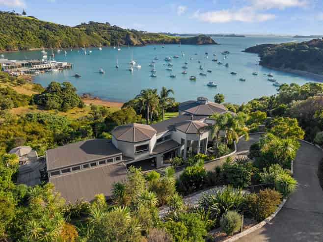 124 Delamore Drive, Oneroa