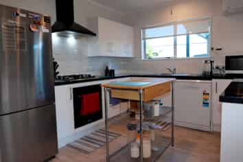 22A Kapiti Rd, Paraparaumu