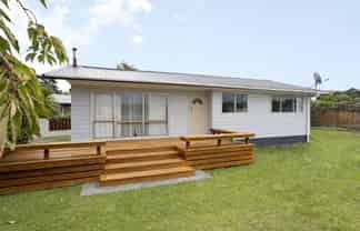 16 Fiona Place, Dinsdale