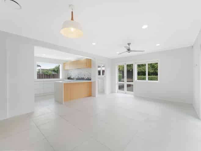 24 Tyrian Close, Half Moon Bay