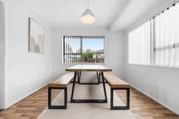 1/319 Roscommon Road, Manurewa