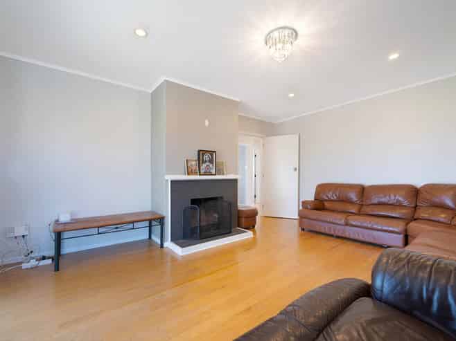 29 Don Buck Road, Massey