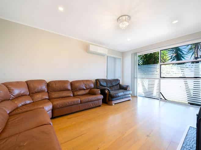 29 Don Buck Road, Massey