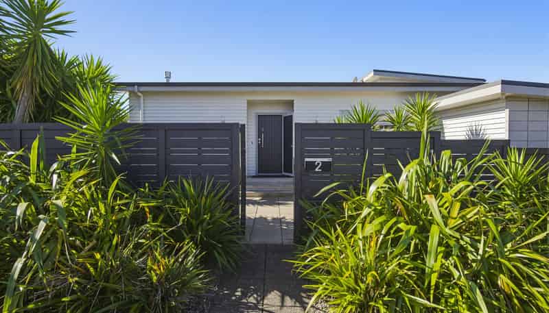 2 Tui Road, Raumati Beach