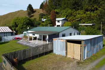 7 and 7A Kahu Street, Ohura
