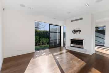 10 Greenfield Road, Epsom