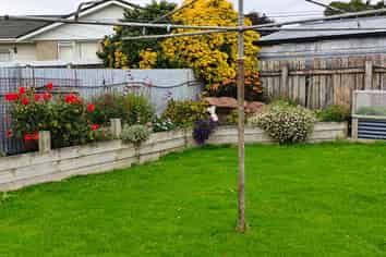 18 Burns Street, Kew