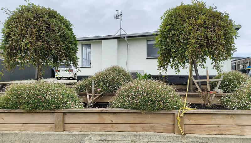 18 Burns Street, Kew