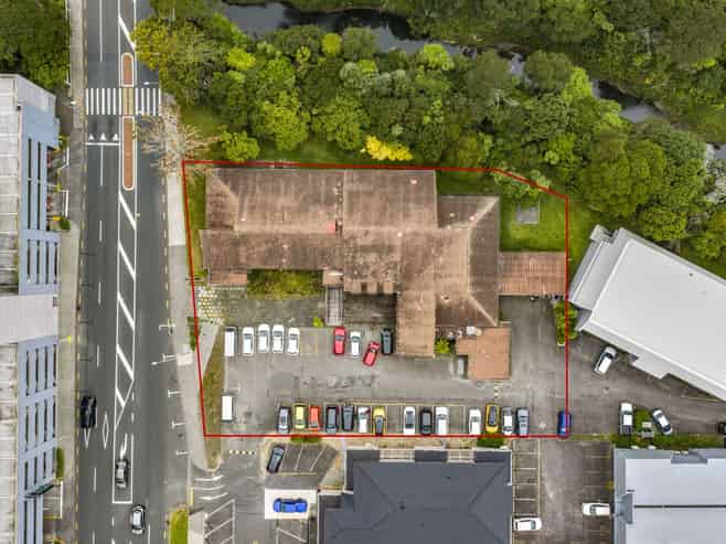 Prime metro zoned site opposite WestCity