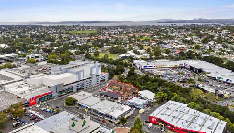 15 Edsel Street, Henderson