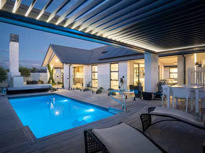 25 Mike Smith Drive, Cambridge