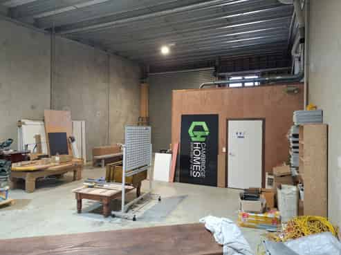 Modern Tilt-Slab Unit – South Oak Park