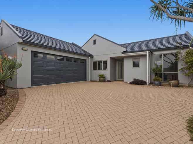 250 Castlewold Drive, Bethlehem