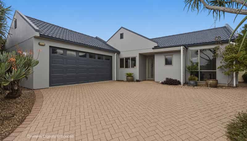 250 Castlewold Drive, Bethlehem