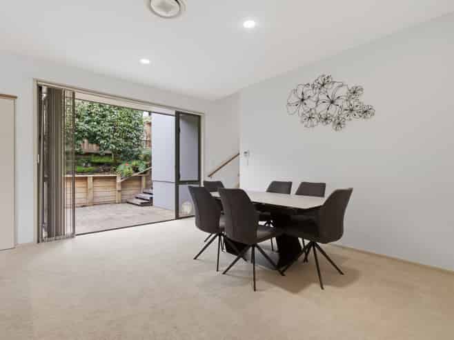 250 Castlewold Drive, Bethlehem