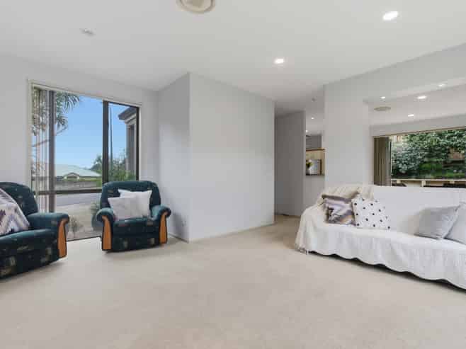 250 Castlewold Drive, Bethlehem