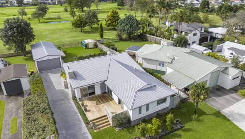 140 Kiwi Road, Whangamata