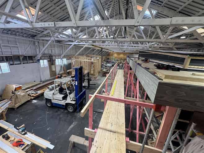 Large Clear Span Warehouse and Office