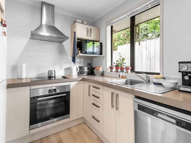 7/99 Lake Road, Frankton