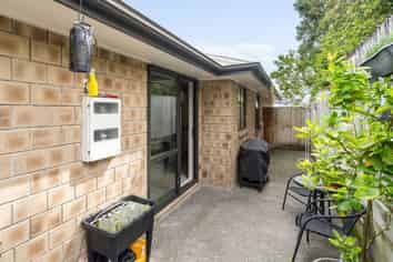 7/99 Lake Road, Frankton