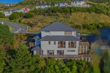 32 Melksham Drive, Churton Park