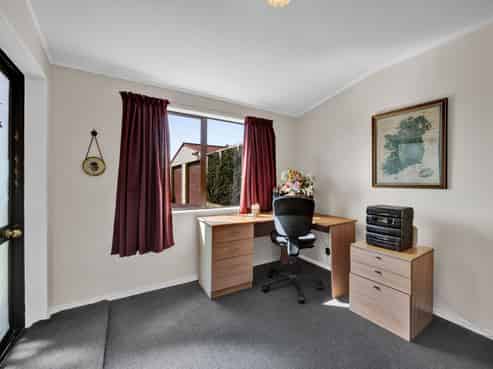 21 Robson Street, NORMANBY