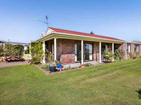 21 Robson Street, NORMANBY