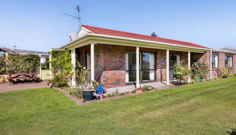 21 Robson Street, NORMANBY
