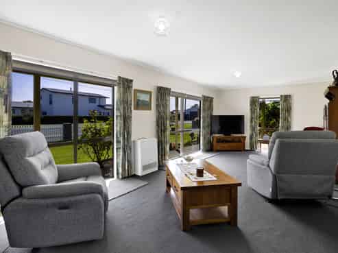 21 Robson Street, NORMANBY