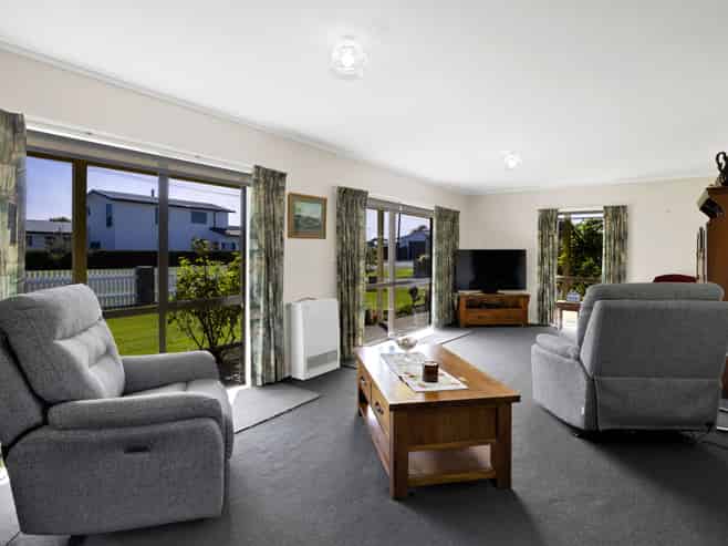 21 Robson Street, NORMANBY