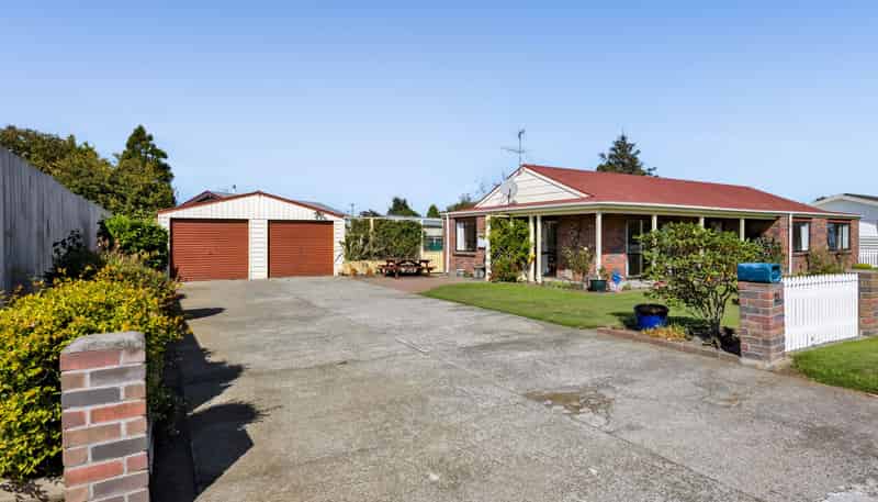 21 Robson Street, NORMANBY