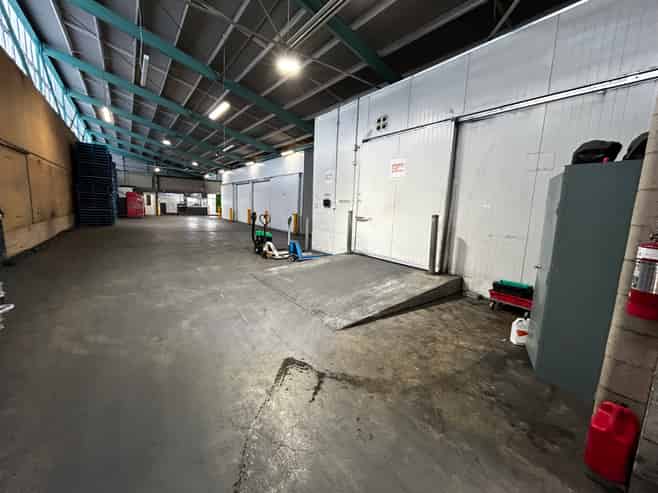 Warehouse with Visibility