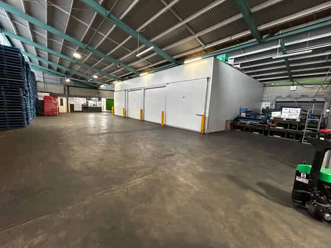 Warehouse with Visibility