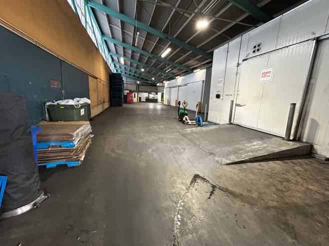 Warehouse with Visibility