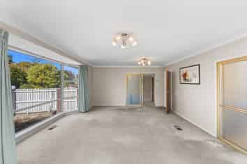151B Avonhead Road, Avonhead