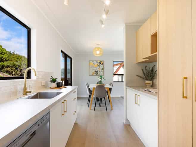 62 Gloaming Hill, Titahi Bay