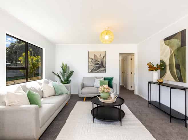 62 Gloaming Hill, Titahi Bay