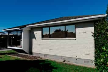 104 Hillcrest Rd, Raumati South