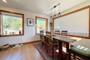 42 Gregan Cr, Burnside