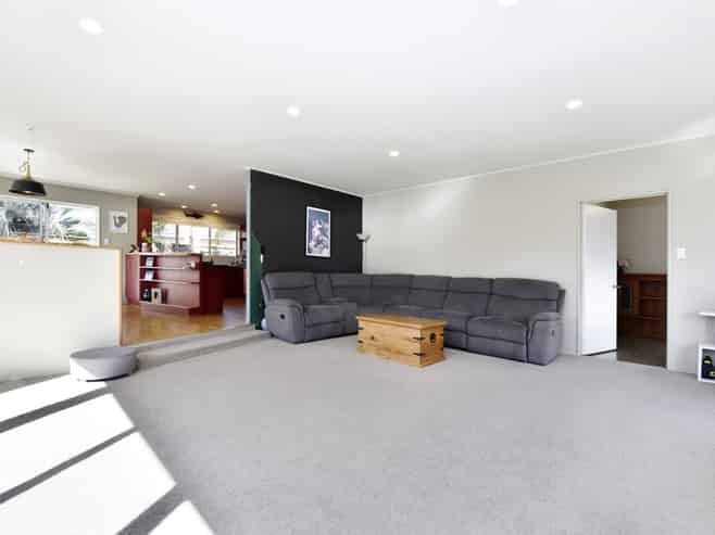 1 Thetford Chase, Stoke